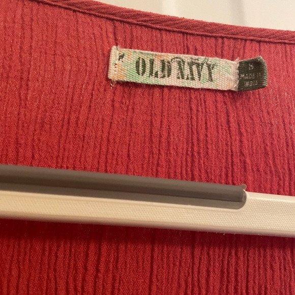 Beautiful Old Navy Mexican Style Embroidered Blouse - Picture 5 of 5